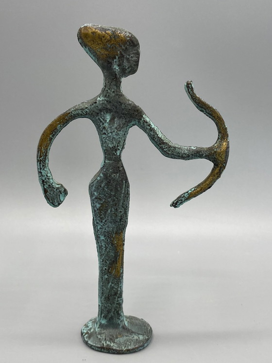 Artemis the Archer in Verdigris Patinated Bronze – Modernist Sculpture – Metal (photo 3 of 6)