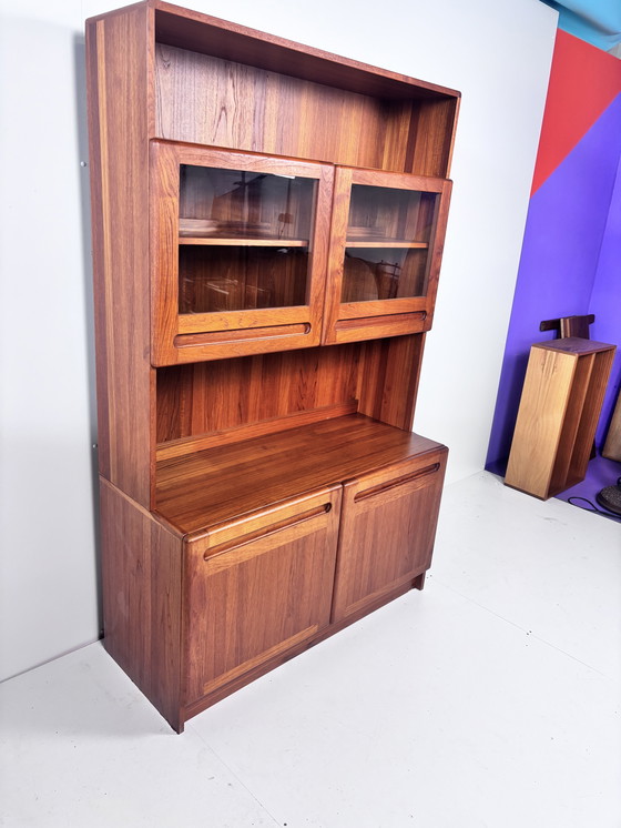 Image 1 of Vintage vitrinekast teak deens