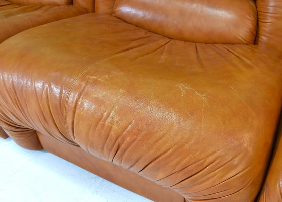 Canapé d'angle Rossi di Albizzate en cuir cognac, Italie – années 1970 – Canapés modulables, Leather (photo 10 of 18)