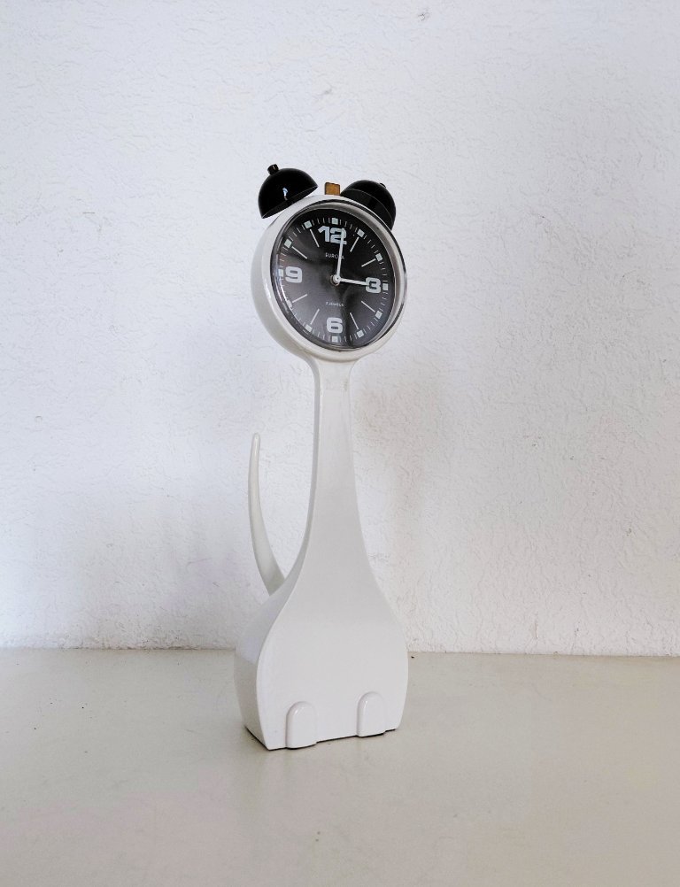 Sveglia Joe Colombo Optic 02 Alessi in ABS bianco, design italiano