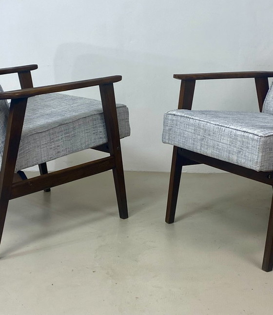 Image 1 of Zwei Henryk Lis 300-190 Sessel, 1970er Jahre, melierter graublauer Stoff. Ref.: Patty