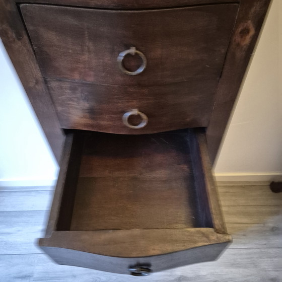 Image 1 of Smalle donkere houten ladekast / sieradenkast met 7 lades – vintage stijl