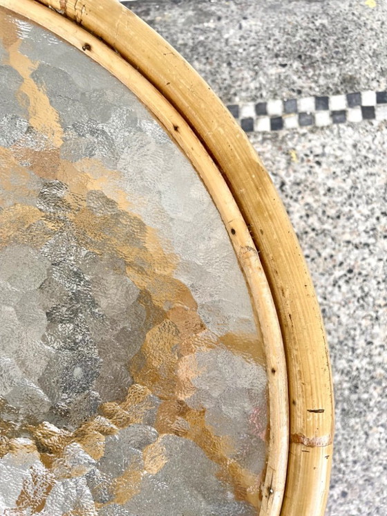 Image 1 of Table basse ronde en rotin et verre Rohe
