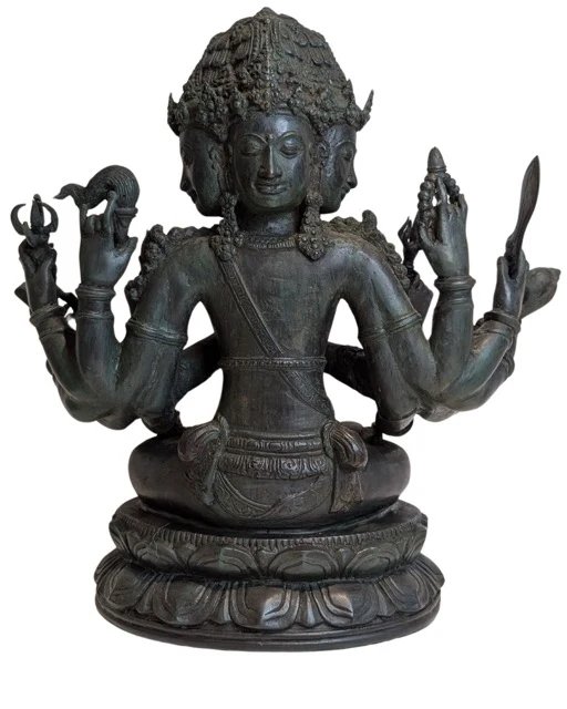 Estatua de Brahma indonesia de bronce con cuatro cabezas y catorce brazos Lote 079 – Esculturas, Bronze (photo 5 of 13)