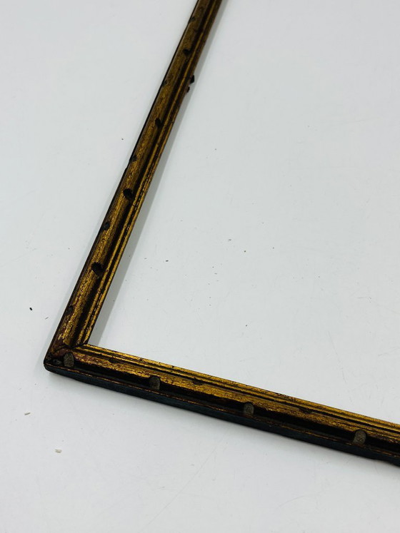Image 1 of Set aus zwei antiken Holzrahmen mit altgoldener Oberfläche