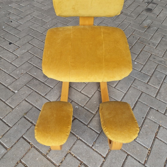 Stokke Balansstoel Peter Ovsvik Werkstoel – Fauteuils, Velvet, Wood (photo 4 of 10)