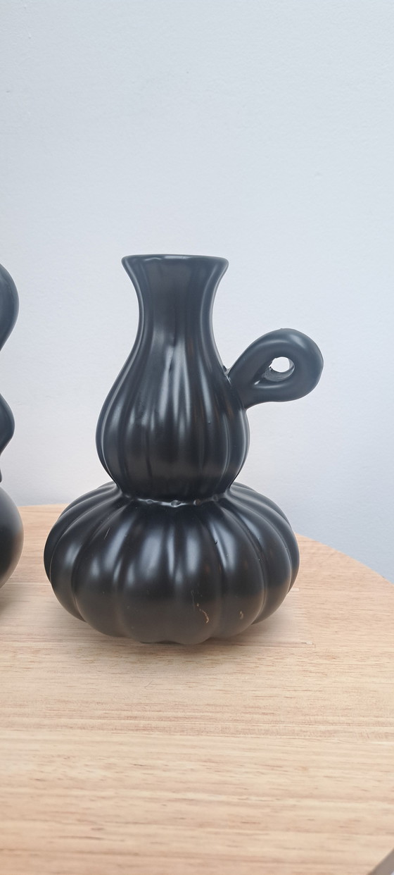 Image 1 of Set of 2 Daan Kromhout ceramic vases – matte black – sculptural design – handmade