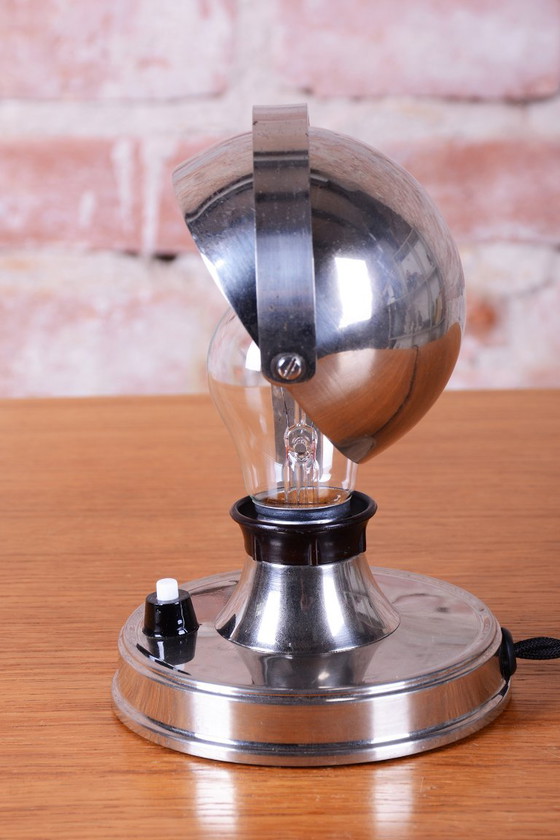 Lampada da tavolo Bauhaus restaurata, acciaio cromato, ceca, anni '30, Lampade da tavolo, Metallo, Plastica (foto 10 di 10)