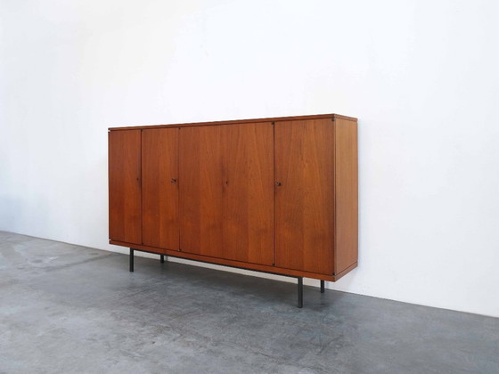 Image 1 of "TORVIK" vintage dressoir/commode uit het midden van de 20e eeuw