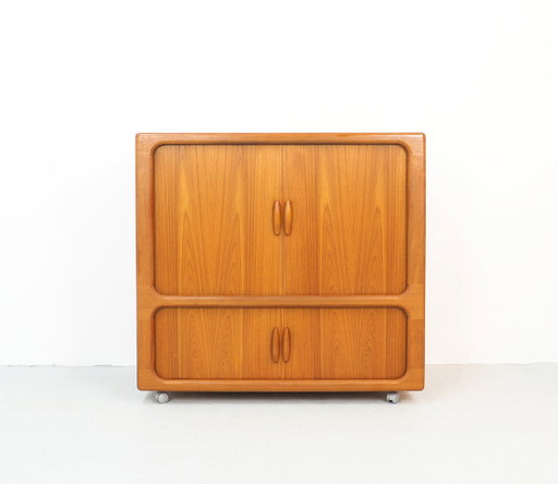 Dyrlund Meuble TV/audio en teck design danois années 1960