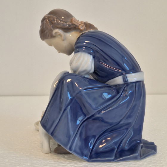 Image 1 of Statuette Of A Girl With Cat, Bing & Grondahl 1960s