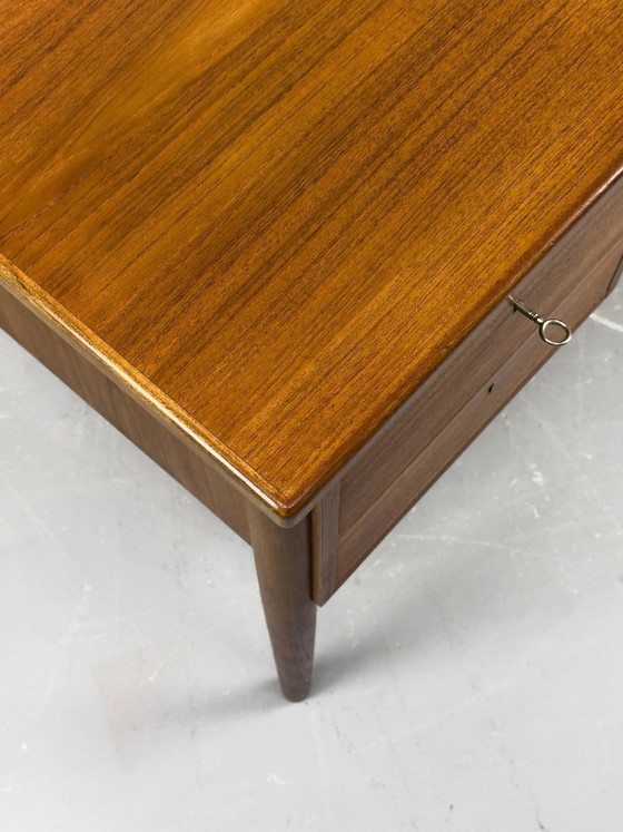 Deens Teak Bureau met Laden, jaren 60 – Scandinavian (photo 14 of 28)