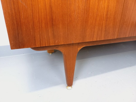 Image 1 of Armadio vintage in teak in stile scandinavo degli anni '60