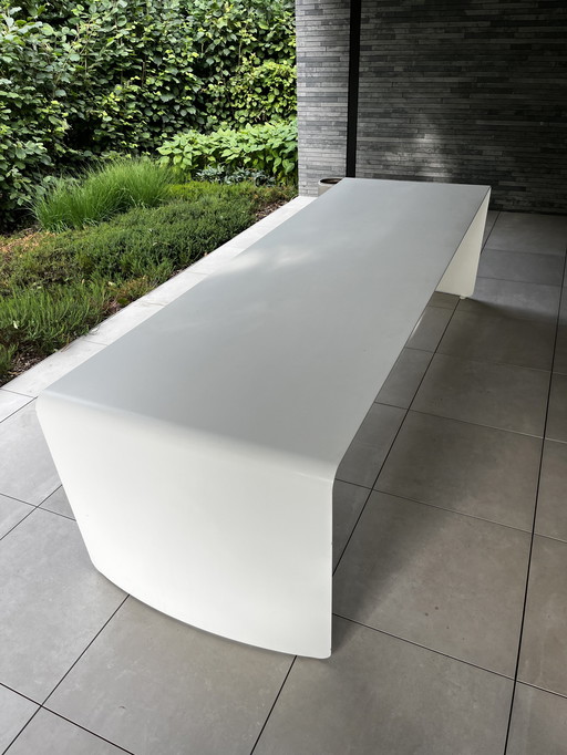 Table de Xavier Lust