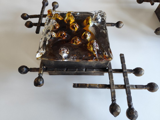 Image 1 of Pair of Brutalist wall lamps – Tom Ahlström & Hans Ehrlich – Murano glass & wrought iron – 1960s