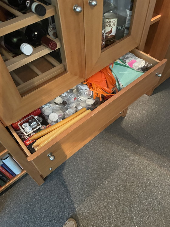 Veneered Cherry Wood Wall Cabinet (photo 7 of 7)