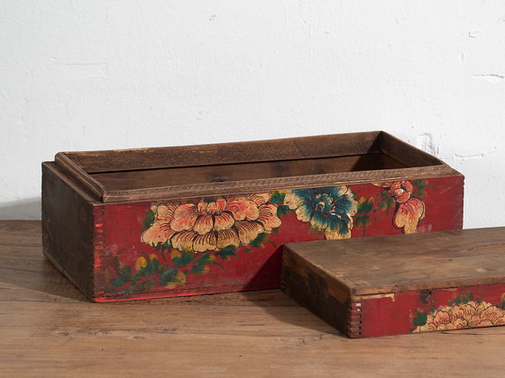 Antique red case with floral motifs (c.1900) #34 – Decorative Objects (photo 22 of 40)