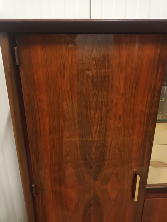 60er Jahre Highboard mit Vitrine, Holz, Glas, Braun (Foto 7 von 13)