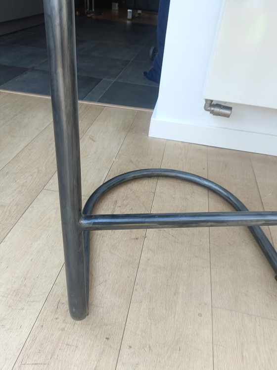 Image 1 of Tabourets de bar en cuir de chez Chiavari