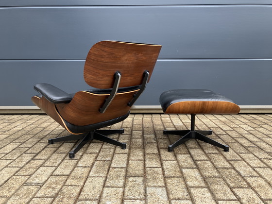 Image 1 of Sillón Eames de Herman Miller by Vitra con otomana. ¡De 1983 con factura! Rio Palissander