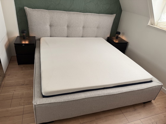 Image 1 of Struttura letto Goossens Bolzano + materasso MattSleeps 1,80x2,00 cm