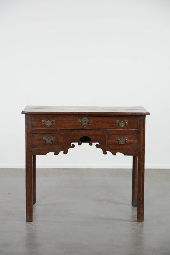 Image 1 of English antique oak lowboy/side table from the 18th century