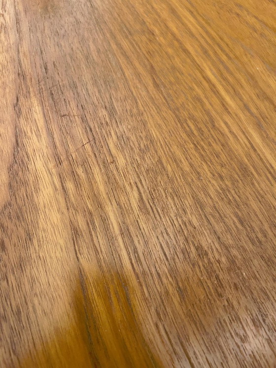 Image 1 of Vintage Tulpentafel in Hout