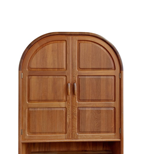 Vitrina vintage Dyrlund, vitrina arqueada 