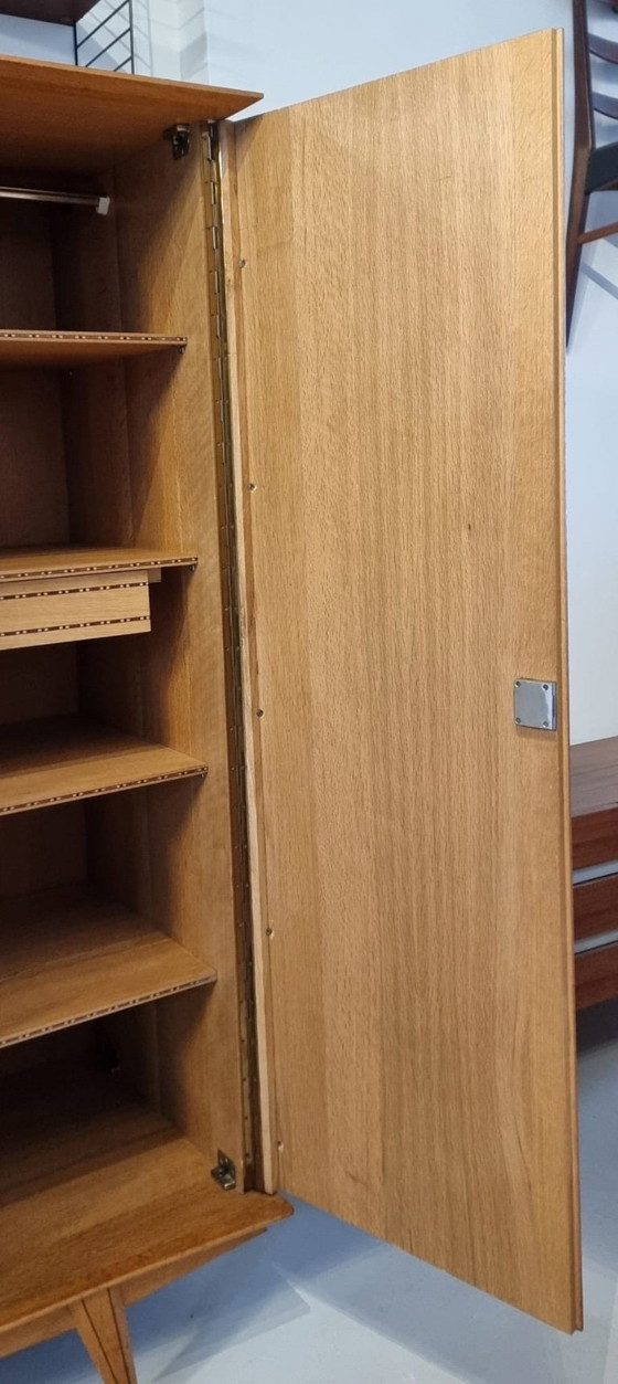 Image 1 of guardaroba di metà secolo