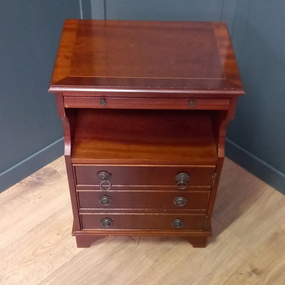 Image 1 of Kleine Vintage Bachelors cabinet