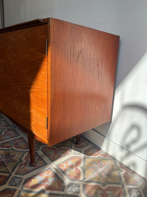 Image 1 of Aparador Mercedes, Reino Unido, años 60