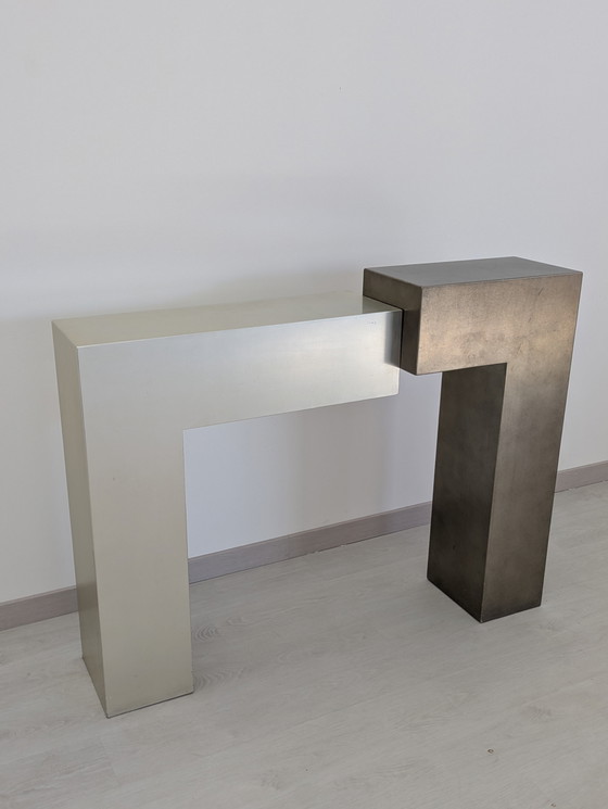 Image 1 of Roberto Mora, Dilmos - Console "Crasi" - Eigentijds ontwerp
