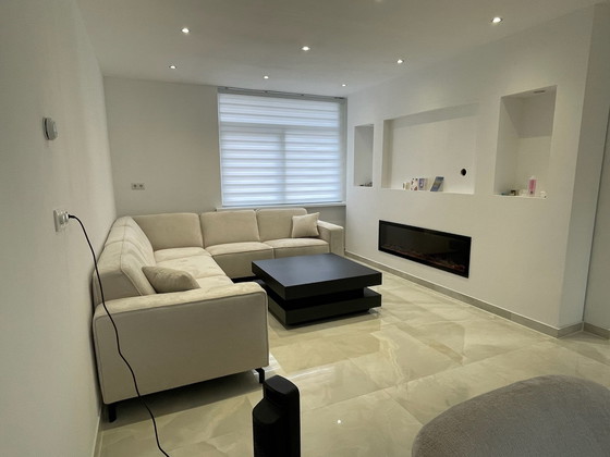 Image 1 of Divano angolare di lusso / Divano di design – Schiuma a freddo – Ottime condizioni