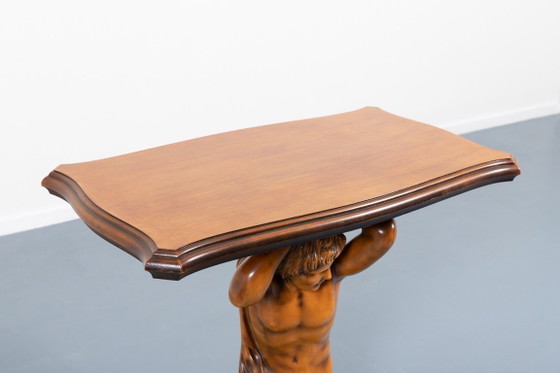 Image 1 of Table d'appoint sculpturale de design italien des années 1970