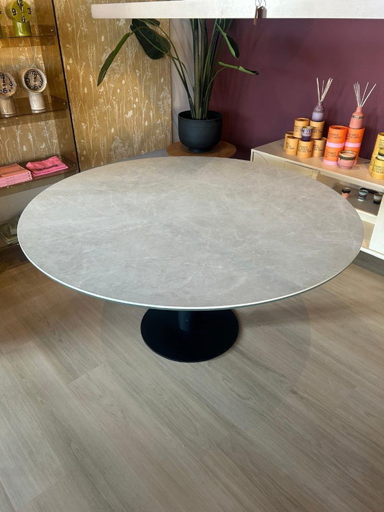 Image 1 of Dyyk - Esstisch, rund, 150 cm Durchmesser - Keramikplatte