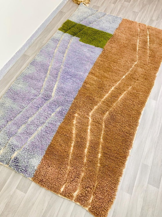 Image 1 of Handcrafted Berber rug 250cm x 150cm