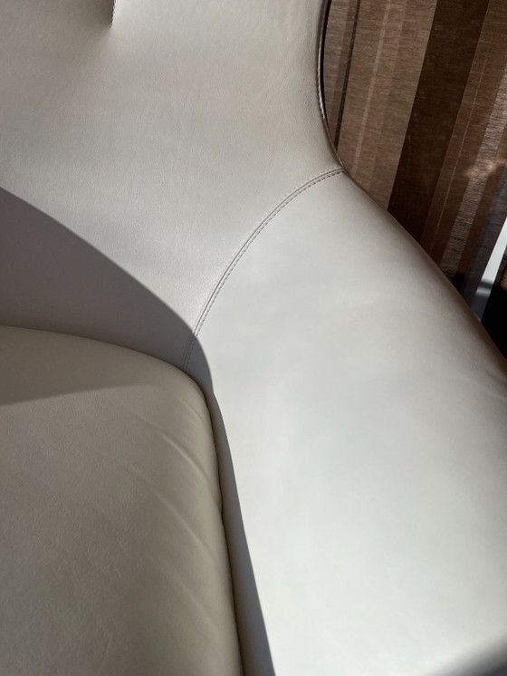 Image 1 of 1x Leolux swivel armchair