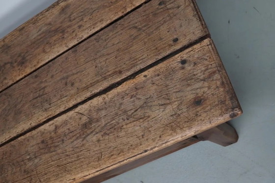 Image 1 of Spanischer rustikaler Couchtisch im Landhausstil aus Kastanienholz, 18. Jahrhundert