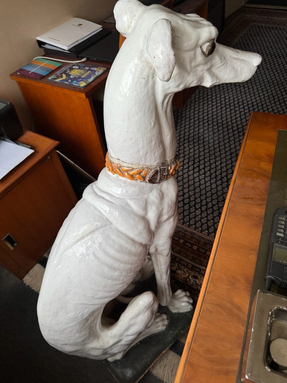 ELEGANT, LIFE-SIZE ITALIAN CERAMIC GREYHOUND, 74 CM, Sculpture, Black (photo 4 of 5)