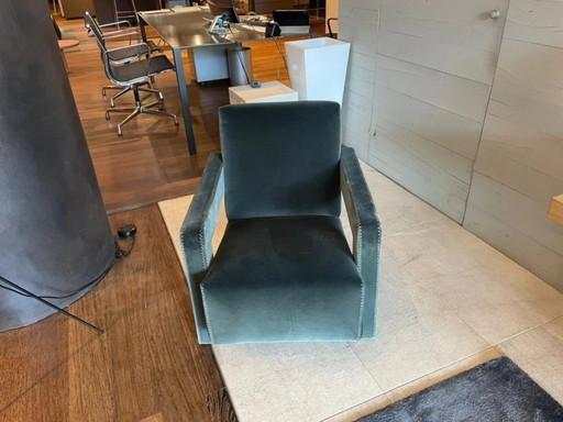 Cassina Poltrona UTRECHT ( NUOVA 2025) in Velluto VERDE ORTIGIA CACTUS  Lincoln 13L 656