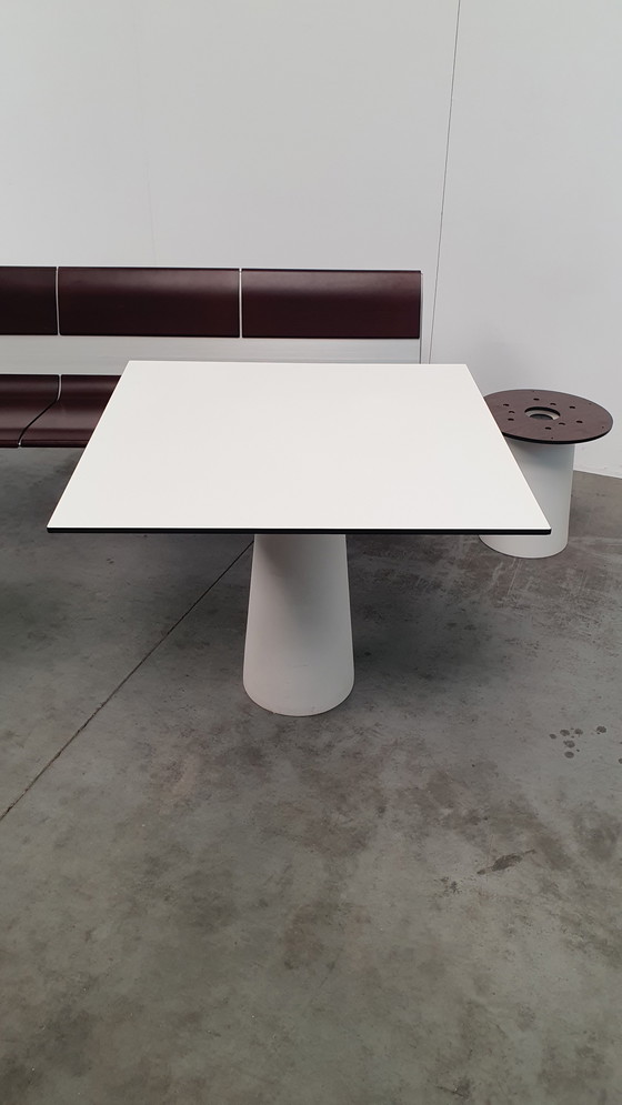 Image 1 of Moooi container table + low foot white classic dutch design