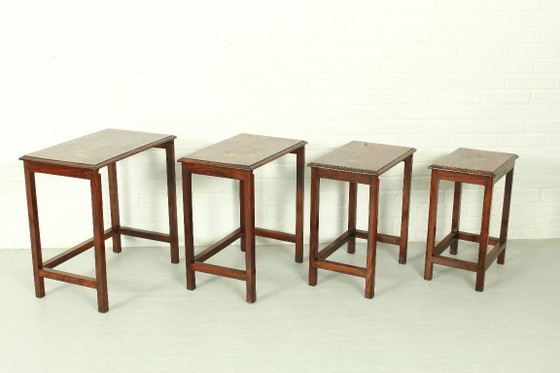 Tables gigognes en palissandre italien avec incrustations de cuivre – Tables d'appoint, Wood, Copper (photo 7 of 11)