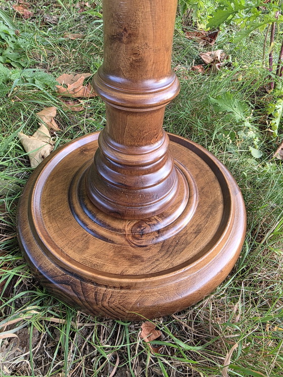 Image 1 of Characterful vintage wooden plant column / pedestal – Turned wood – 63 cm