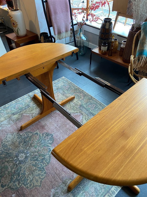 Image 1 of Vintage Danish extendable dining table made of solid teak wood
