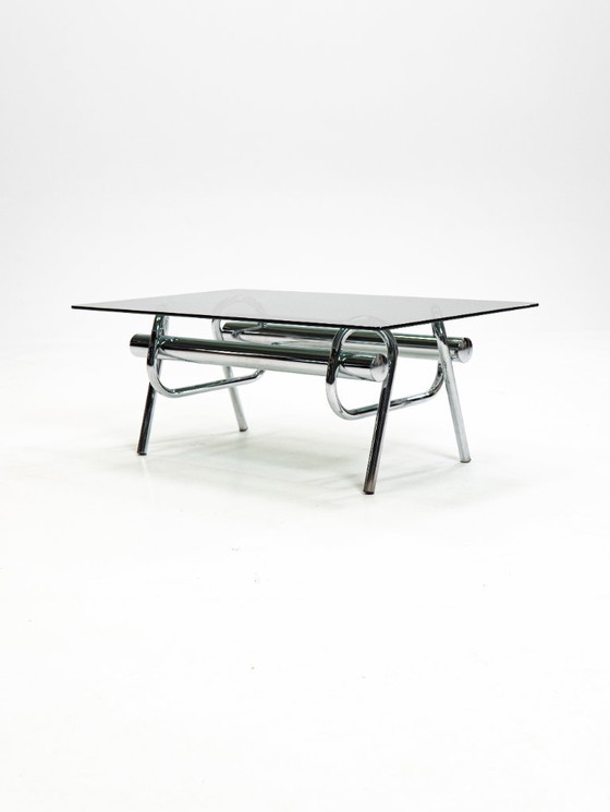 Image 1 of Tavolino da caffè scultoreo cromato con nodo degli anni '70