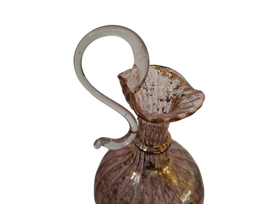 Image 1 of Elegante Ampolla in Vetro di Murano Rosa e Decori Dorati – Lavorazione Artigianale Vintage