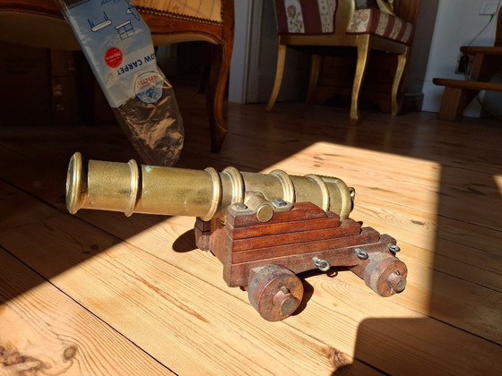 Image 1 of Large bronze and wood cannon, 33 cm long