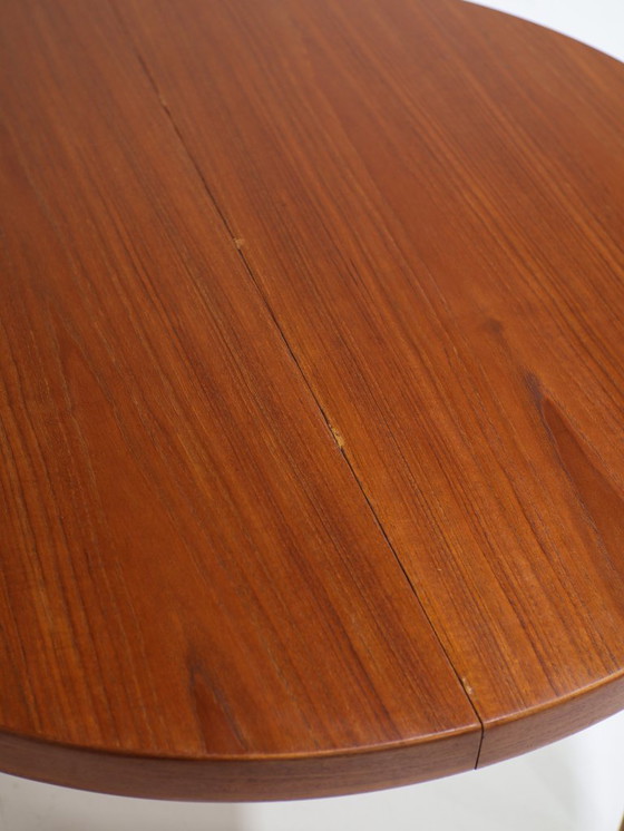 Image 1 of Extendable round dining table teak Danish vintage