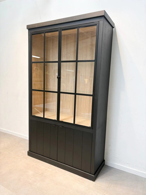 Vitrina negra con puertas de cristal – 124 cm | Vitrina moderna – vitrinekasten, Glass (photo 2 of 3)