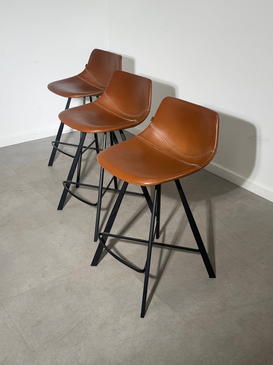 Set mit 3 Goossens Wonen & Slapen Barstühlen aus cognacfarbenem Leder – Barhocker (photo 3 of 7)